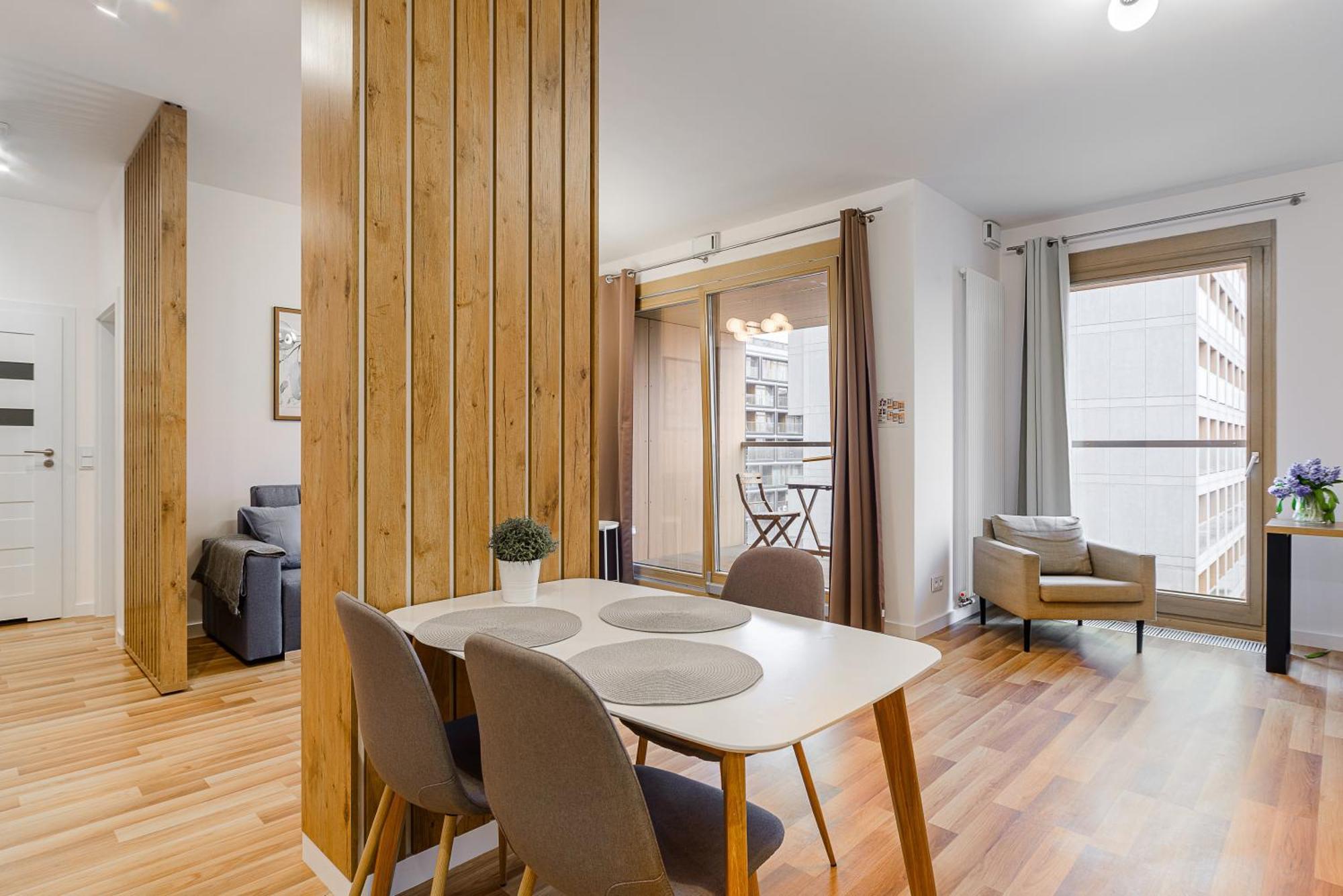19 Dzielnica Kolejowa P&O Serviced Apartments Варшава Экстерьер фото