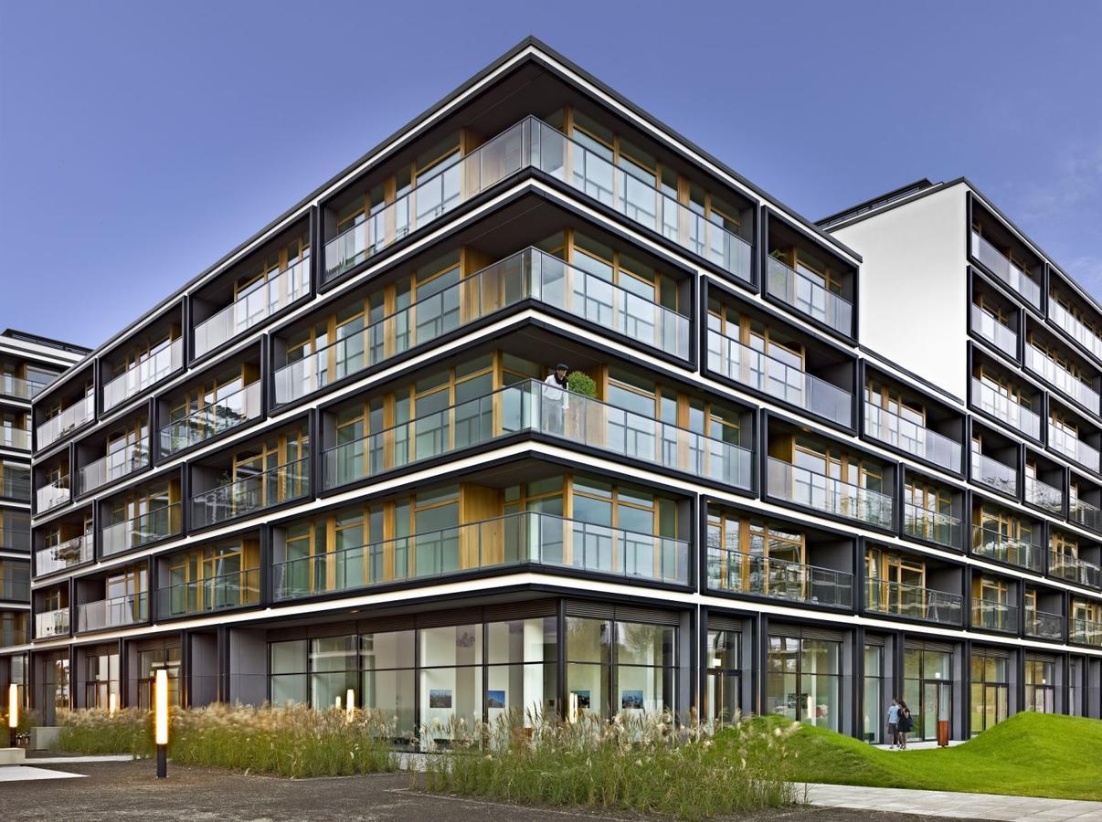 19 Dzielnica Kolejowa P&O Serviced Apartments Варшава Экстерьер фото